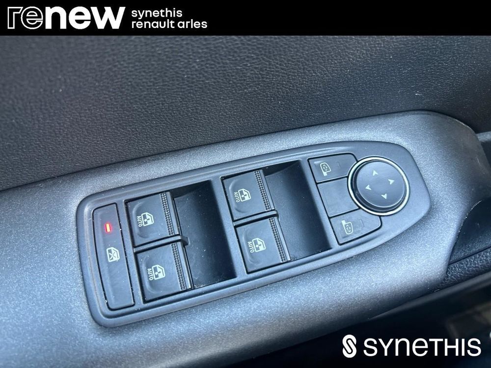 Captur E-Tech 145 - 21 Business 2022 occasion 13200 Arles