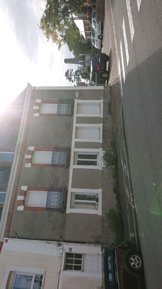  Maison � vendre 9 pi�ces 200 m�