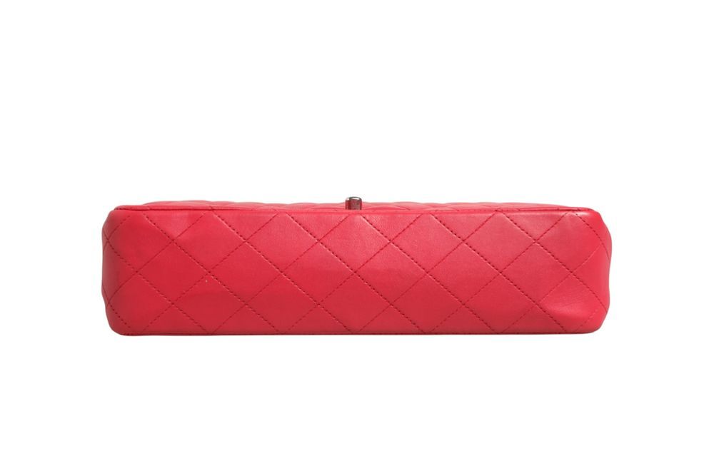 Chanel Sac &agrave; rabat classique 25 taille moyenne Maroquinerie