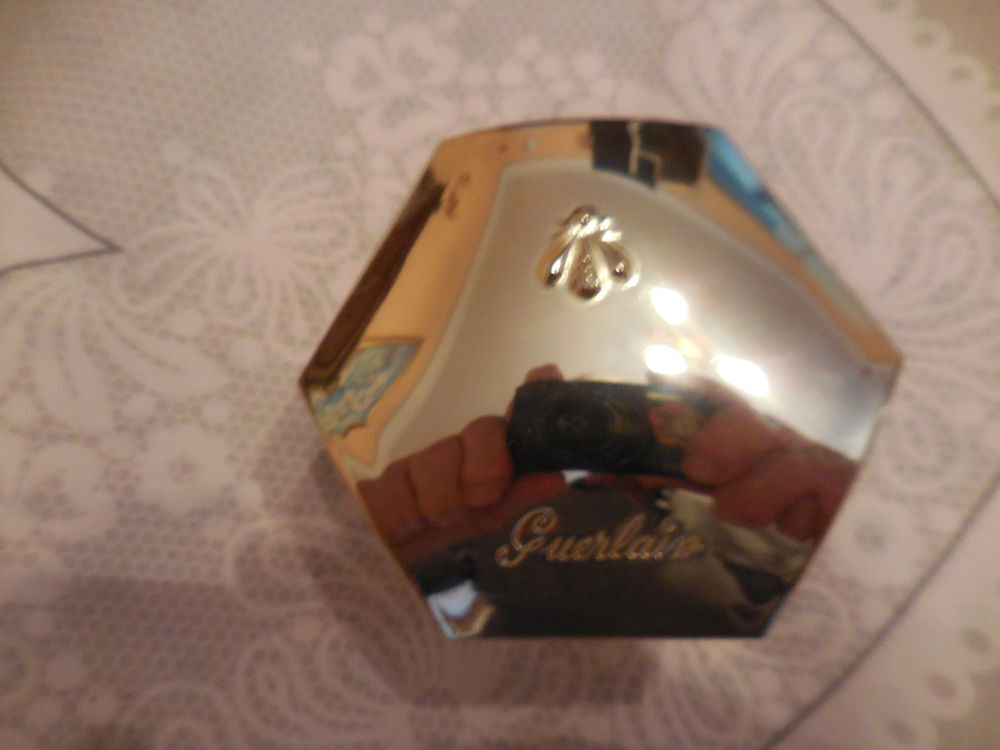FLACONS PARFUM 