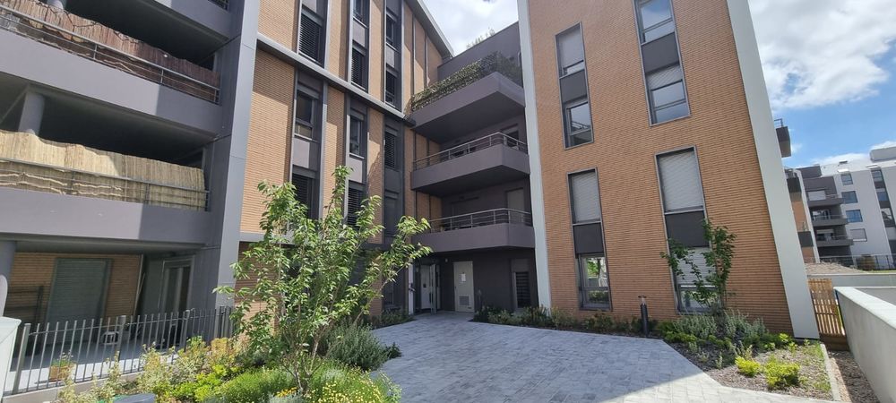 Vente Appartement T1 NEUF  31,5 m² Loi Carrez BRUGES CENTRE
Prix : 149 000 Bruges