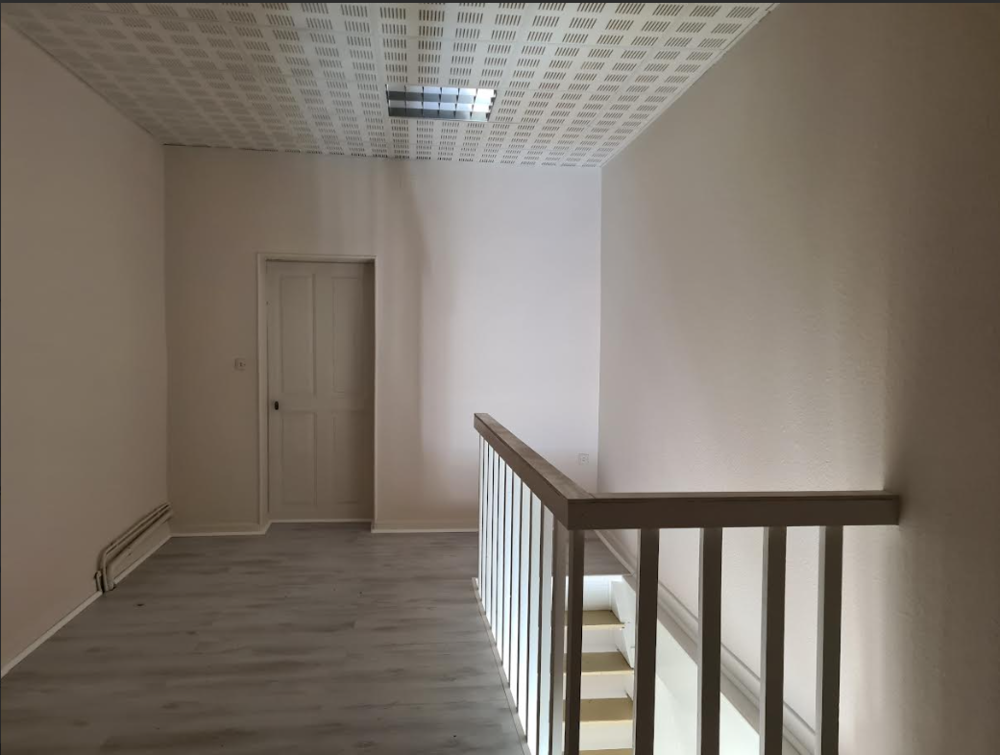   LOCAL PROFESSIONNEL A LOUER MONTCHANIN CENTRE Montchanin