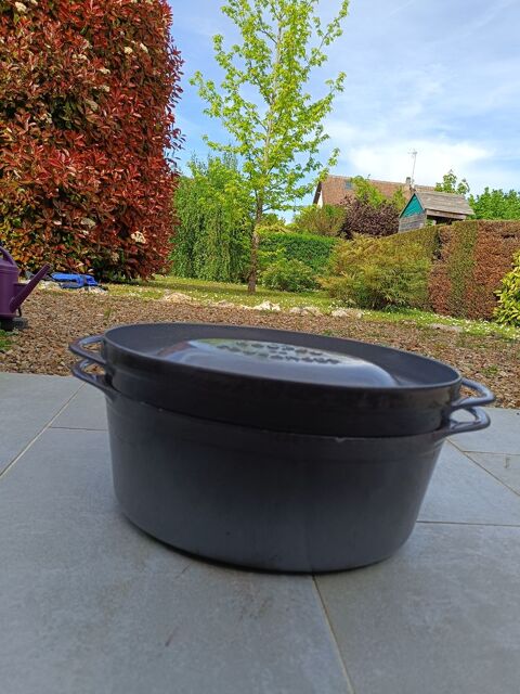 Cocotte en fonte �maill�e COUSANCES LE CREUSET DOUFEU grise 35 Boissise-le-Roi (77)