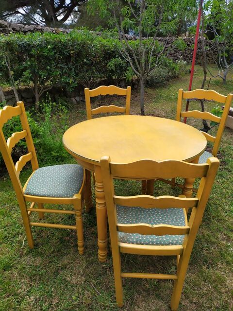 table et chaises provenales 80 Ste (34)