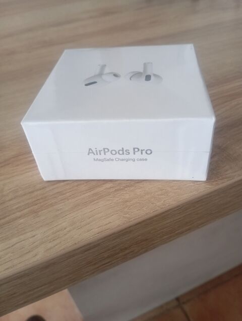Airpods pro 100 Fresnes-sur-Escaut (59)
