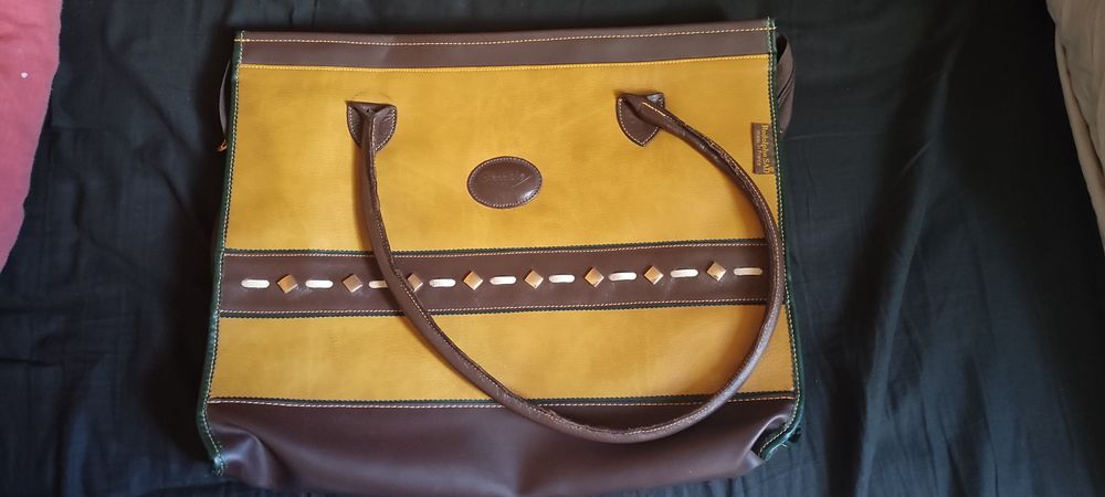 Grand sac &agrave; main Maroquinerie