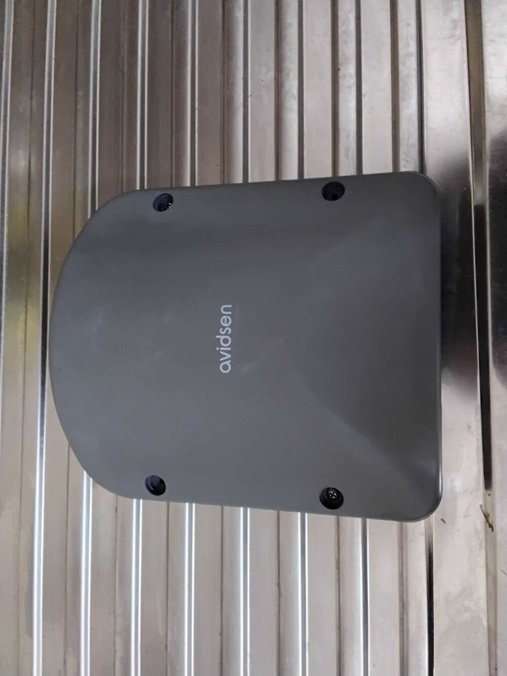 motorisation de portail Avidsen Jardin