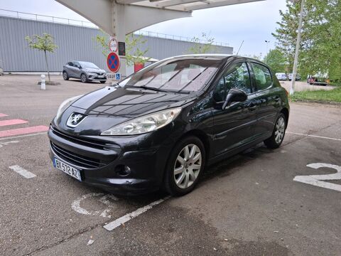 Peugeot 207 1.6 HDi 16v 90ch Exécutive