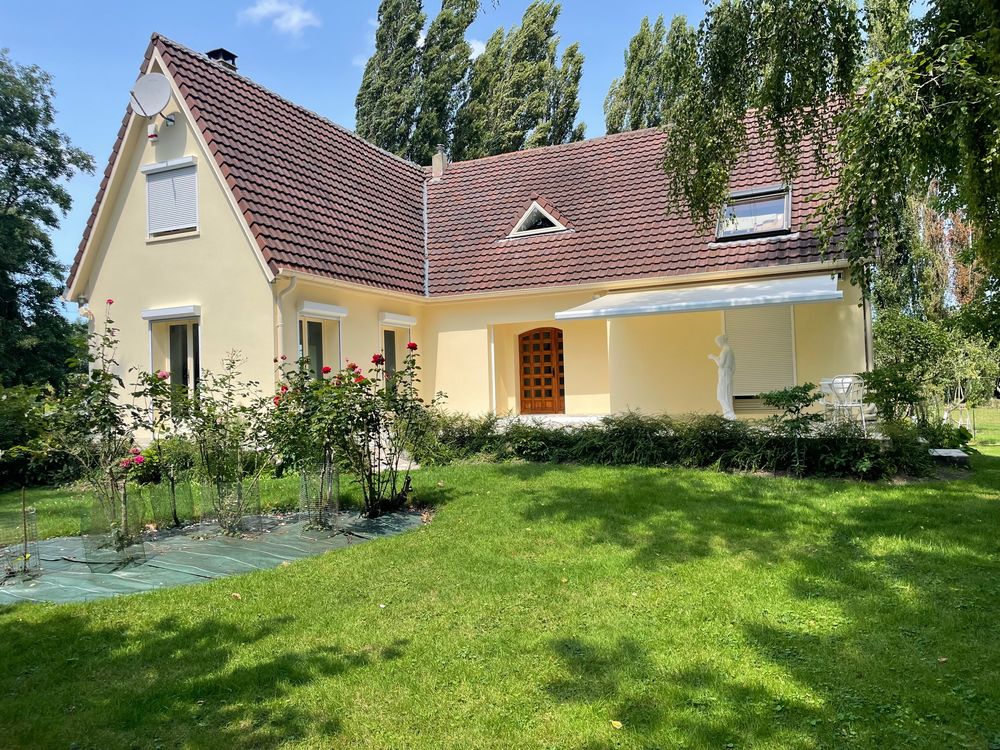 Vente Maison Maison familiale 192 m²/ dépendance / grand terrain/ DPE D Saint-sauveur