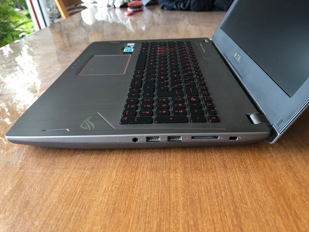 Ordinateur Portable Gaming ASUS GTX1070
Matériel informatique