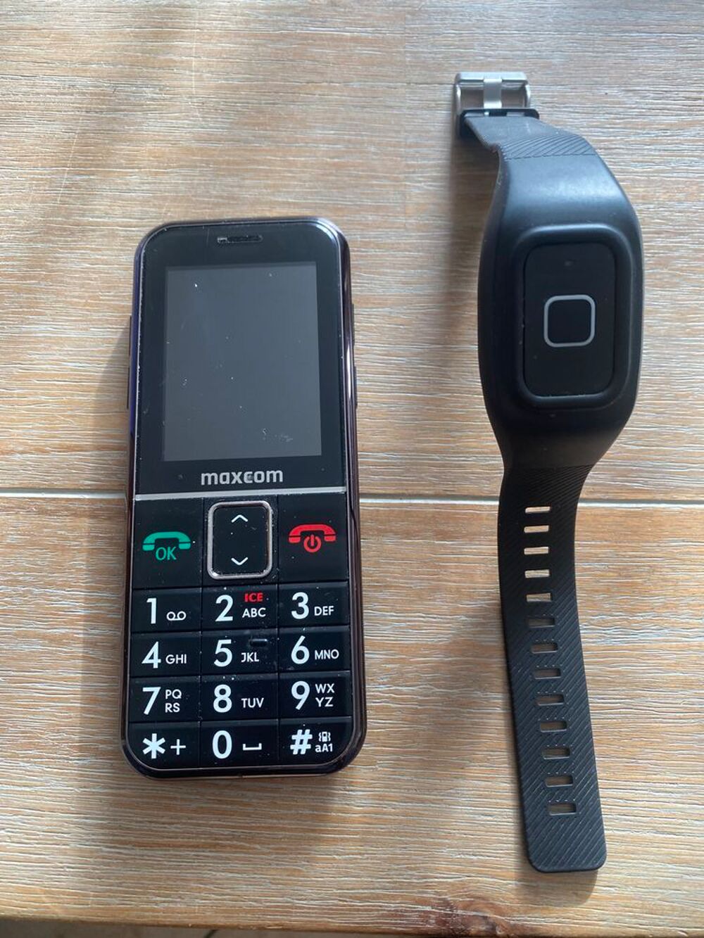 MAXCOM T&eacute;l&eacute;phone S&eacute;nior Téléphones et tablettes