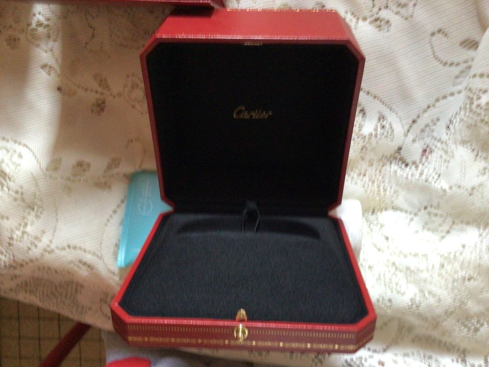 Authentique bo&icirc;te &agrave; bracelet CARTIER Bijoux et montres