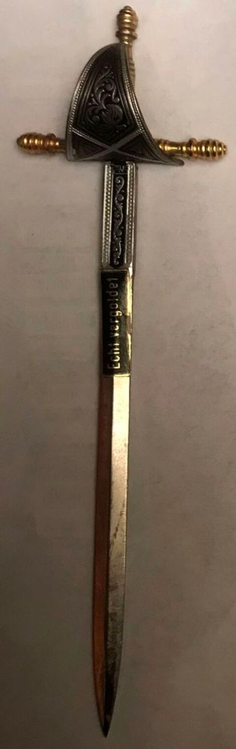 Anciens Vintage joli Ouvre Lettre / Coupe Papier Forme D'�p� 10 Richwiller (68)