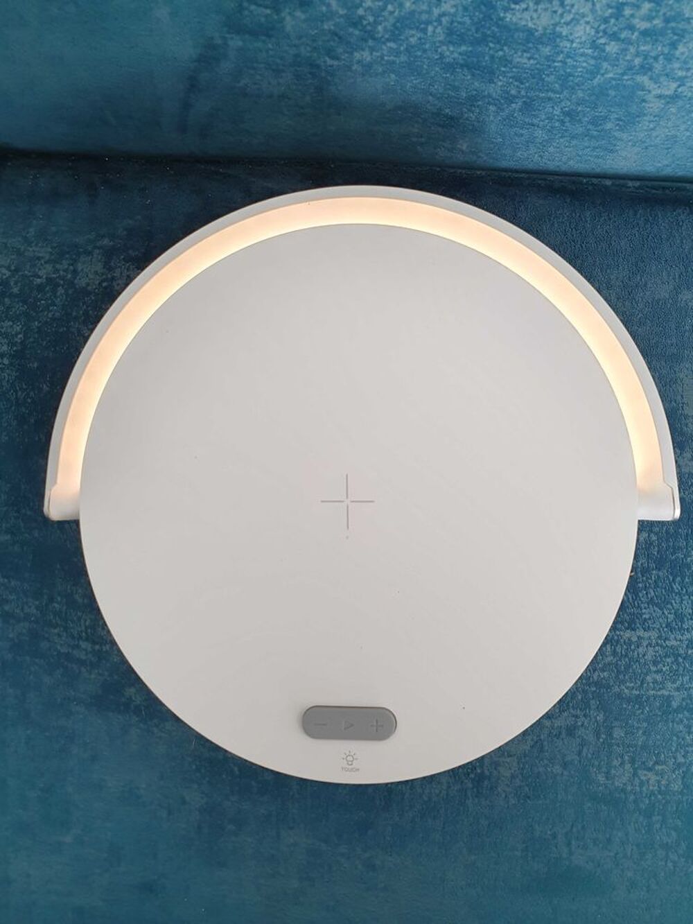 2 en 1 enceinte -chargeur mobile Téléphones et tablettes