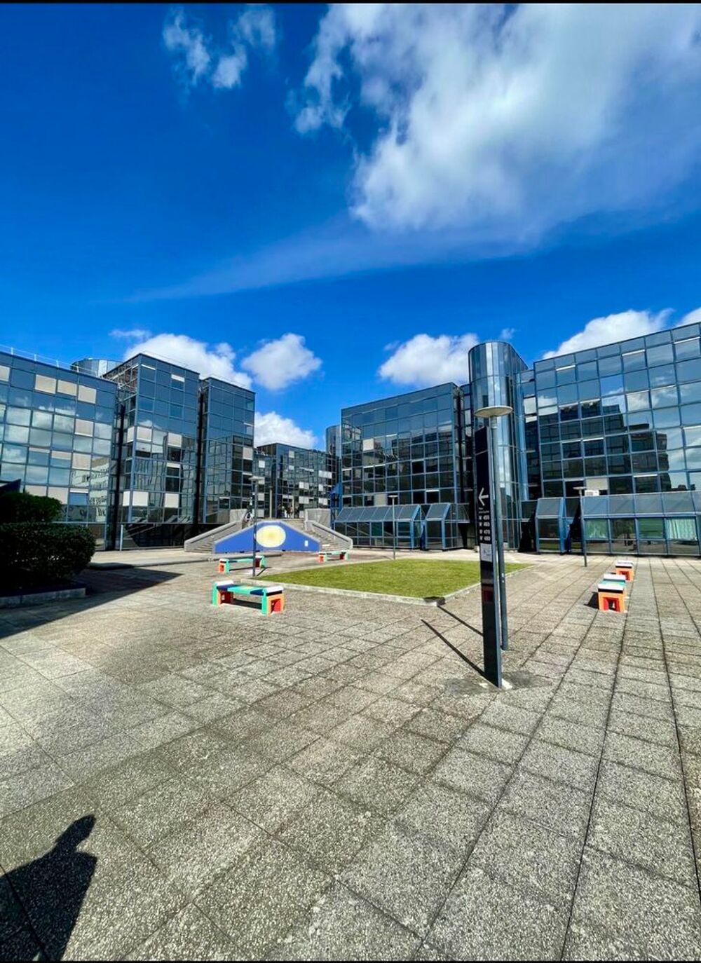 Location Autre : espace de bureaux de 33 m² ? Noisy-le-Grand, Place Noisy-le-grand