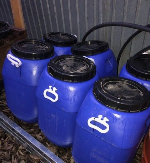 Bidons alimentaires étanches de 60 litres 20 Le Beausset (83)