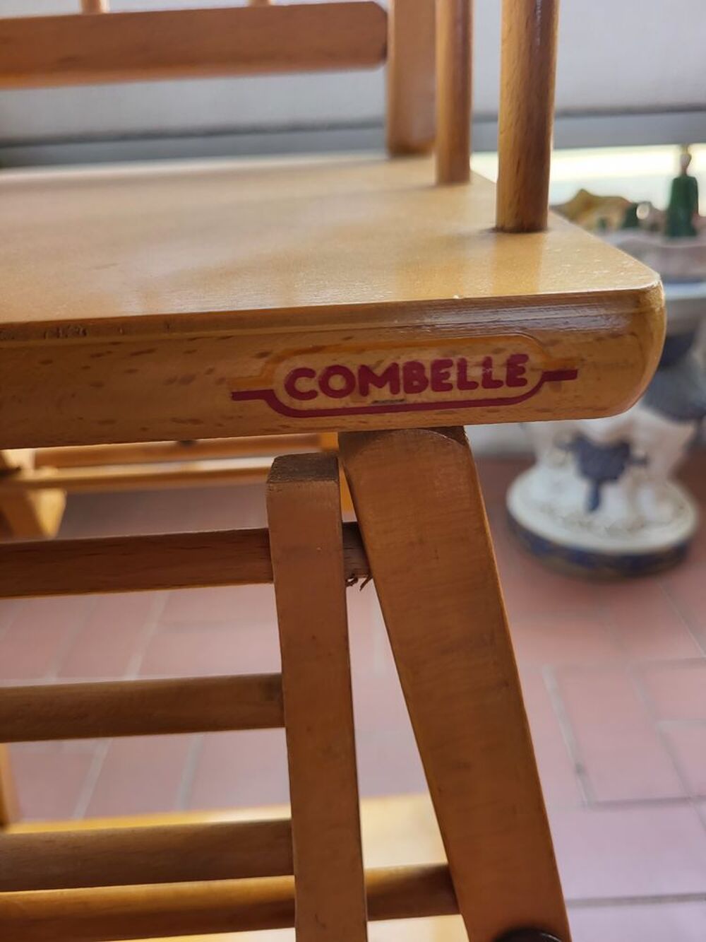 Chaise haute b&eacute;b&eacute; ancienne transformable Puériculture