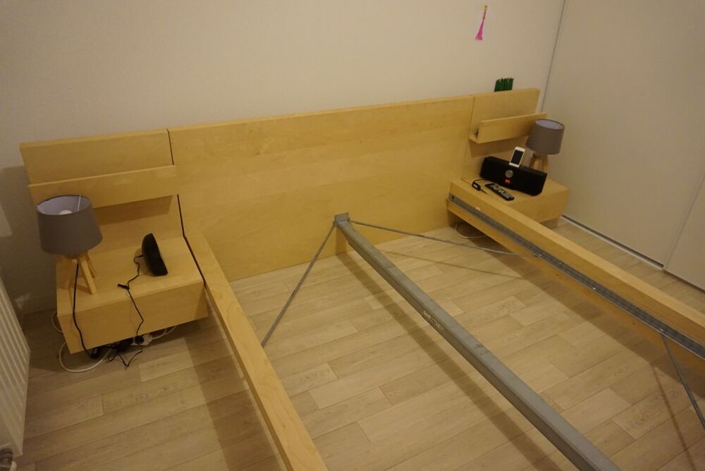 cadre de lit double malm et ses 2 chevets Meubles