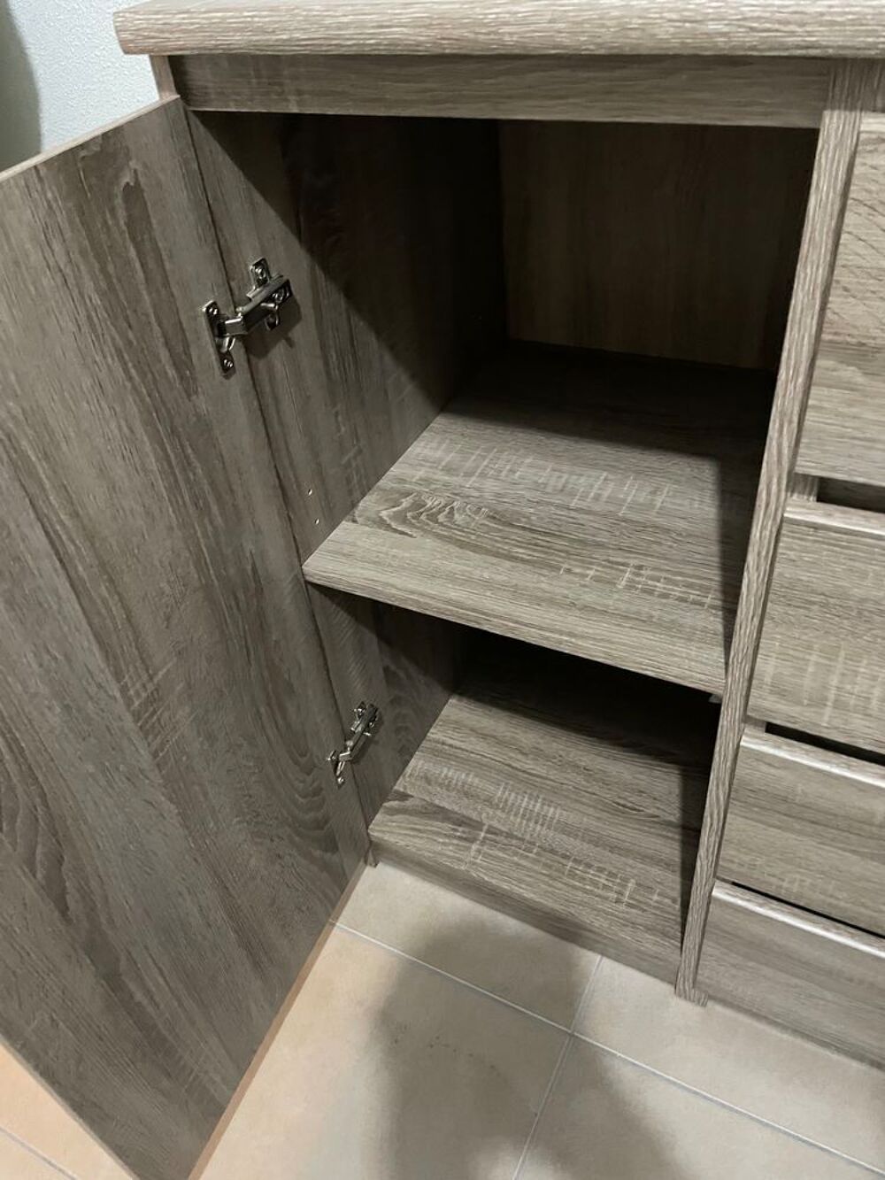 Commode / meuble de rangement/ tiroir Meubles