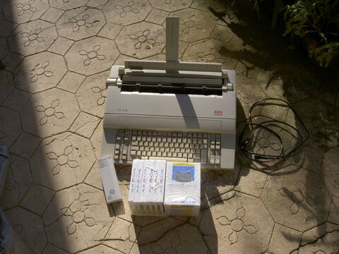 Machine lectronique AEG Olympia ES 70 i 100 Uzs (30)