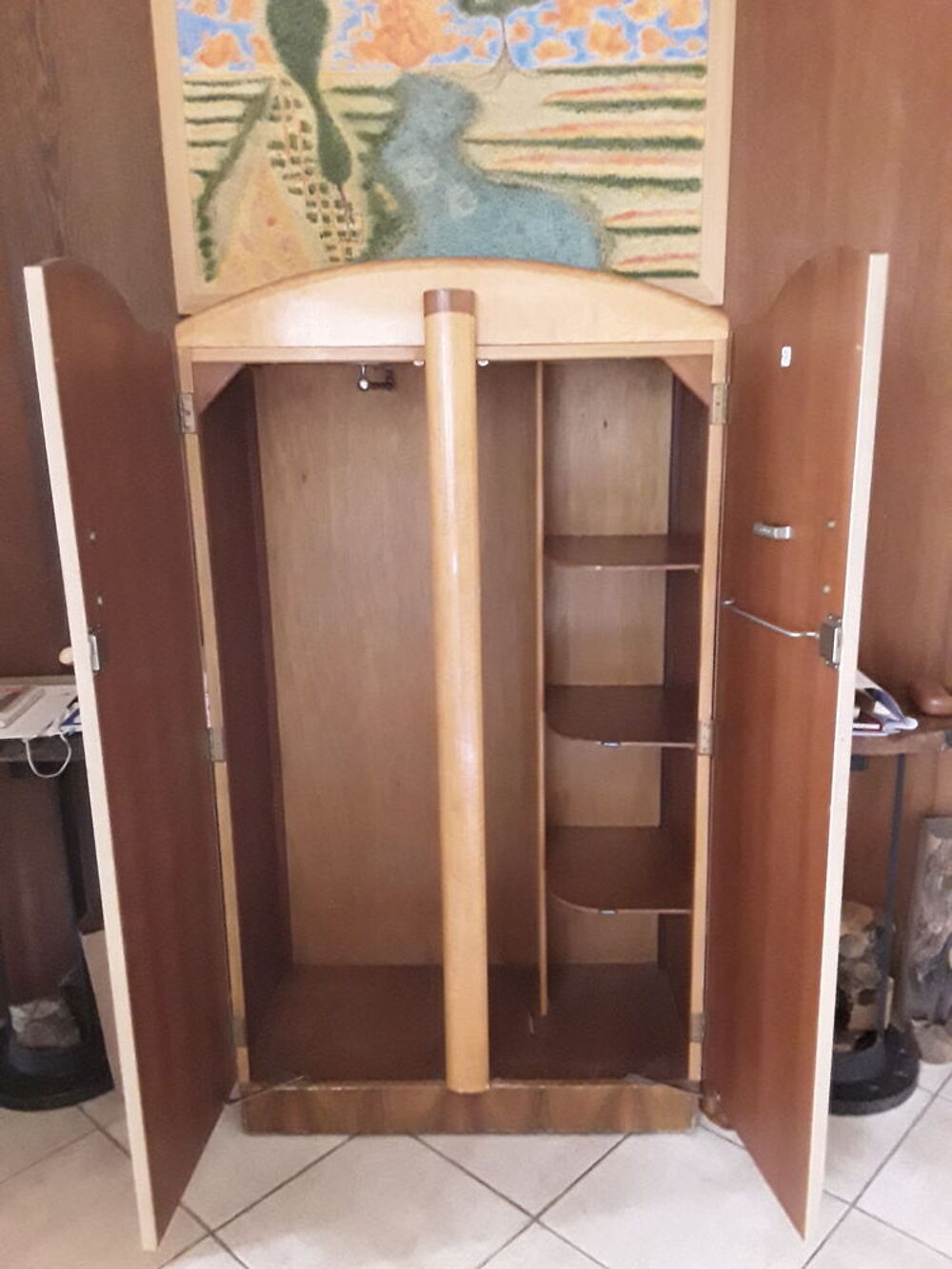 paire d'armoires asym&eacute;triques &eacute;b&eacute;nisterie des ann&eacute;es 1960 Meubles