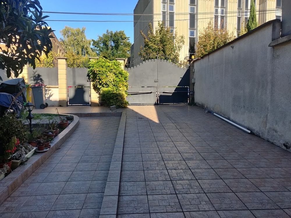 Location Colocation Pavillon en colocation avec jardin, Créteil
