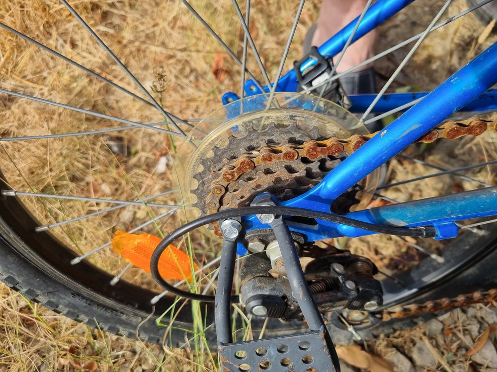 V&eacute;lo BTwin GT20 pour enfants 6 &agrave; 9 ans Vélos