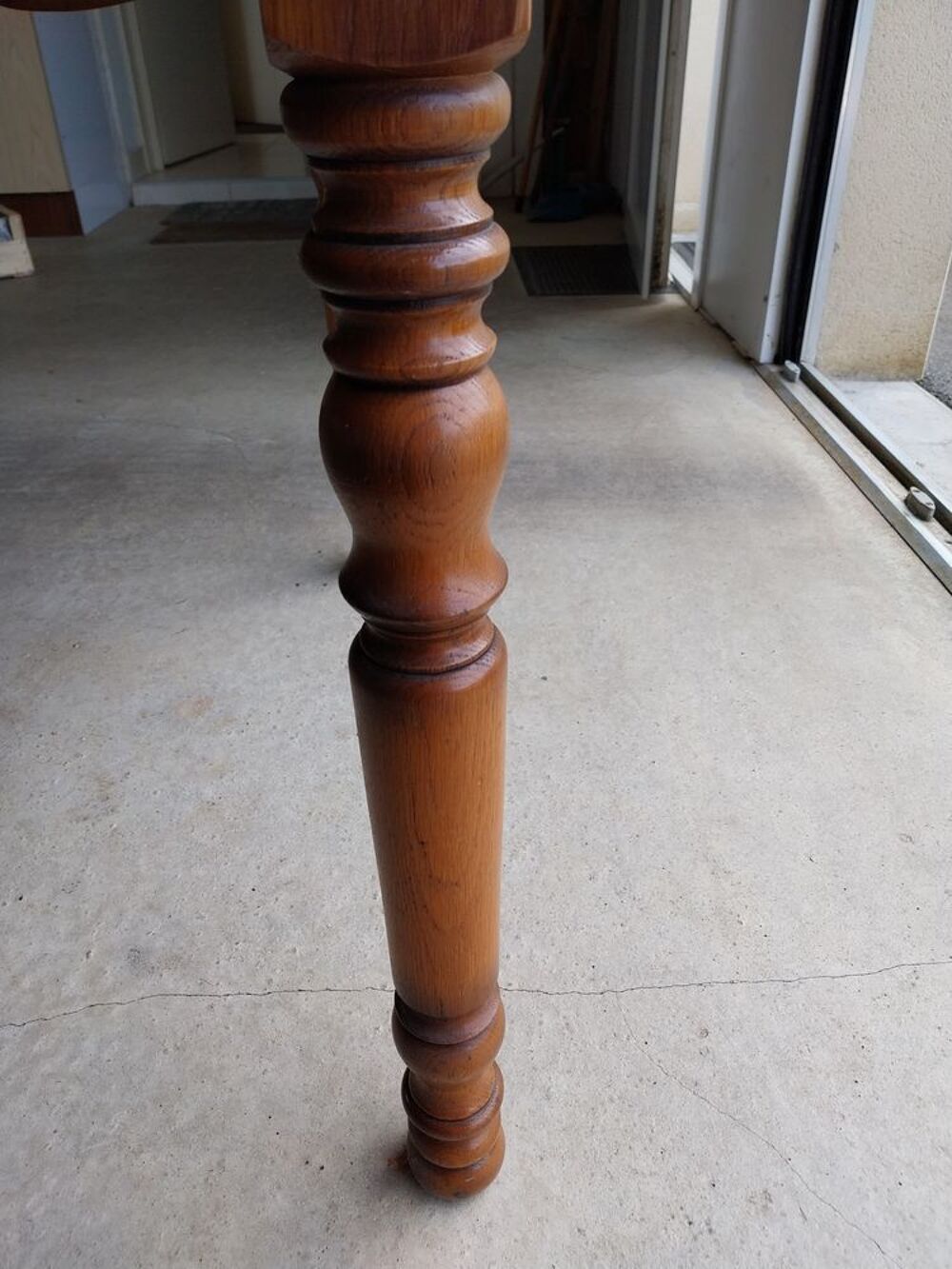 table cuisine 1.60mx.90m en chaine Meubles