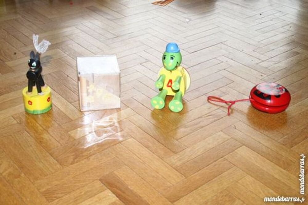 Jouets en bois (76) Jeux / jouets