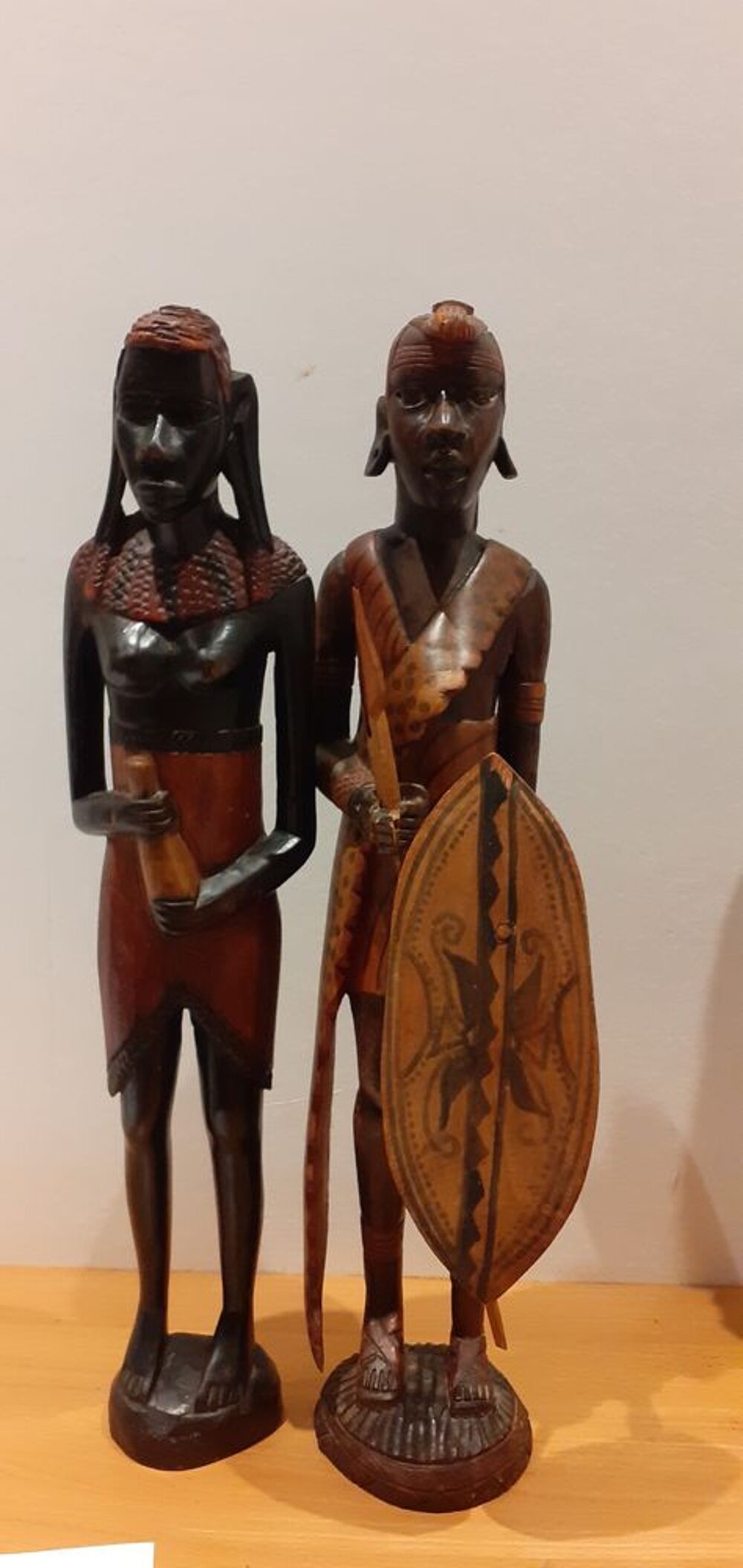 SCULPTURE BOIS COUPLE GUERRIERS
Décoration