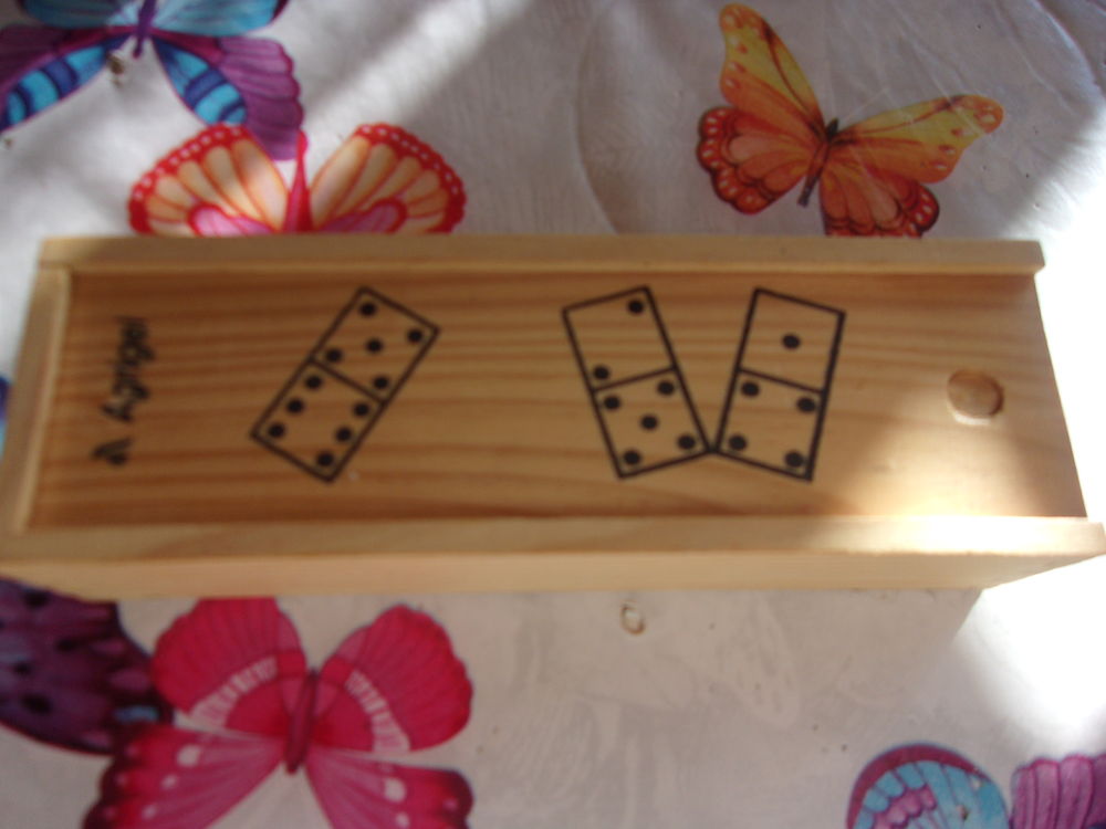 dominos Jeux / jouets