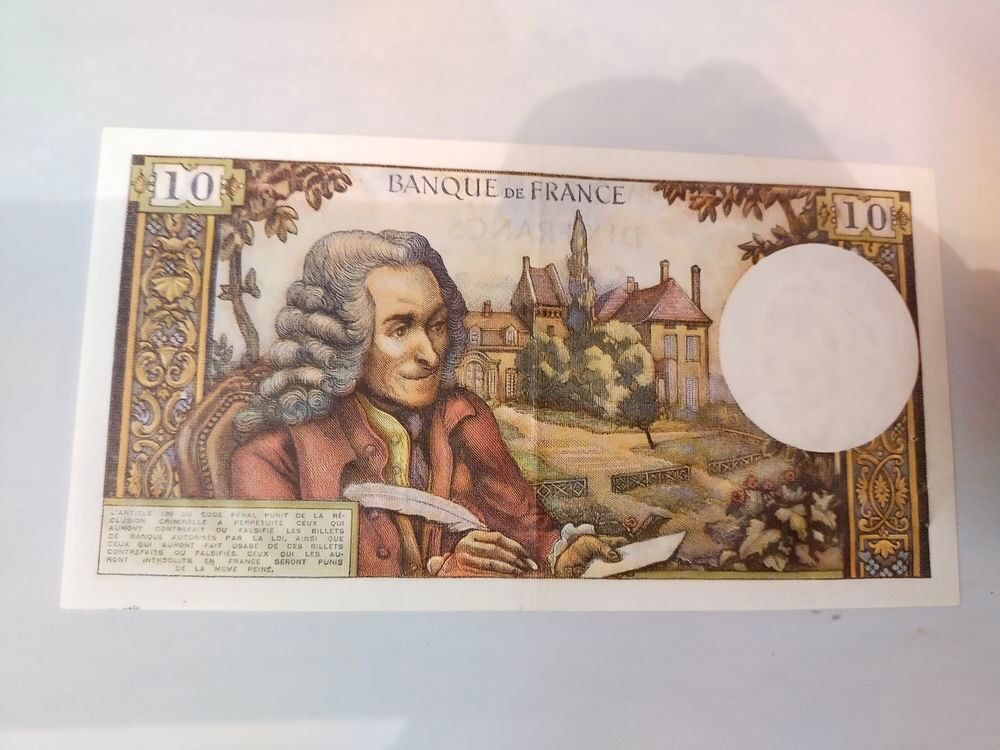 billet de 10 francs "" VOLTAIRE "" ann&eacute;e 1971 . 