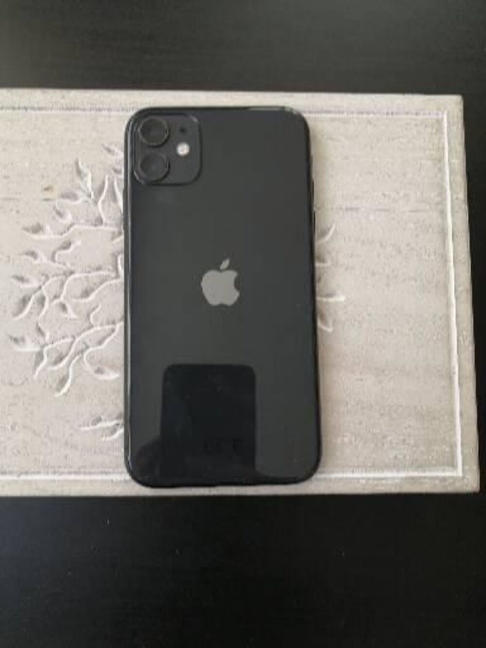 Iphone 11 64GO Téléphones et tablettes