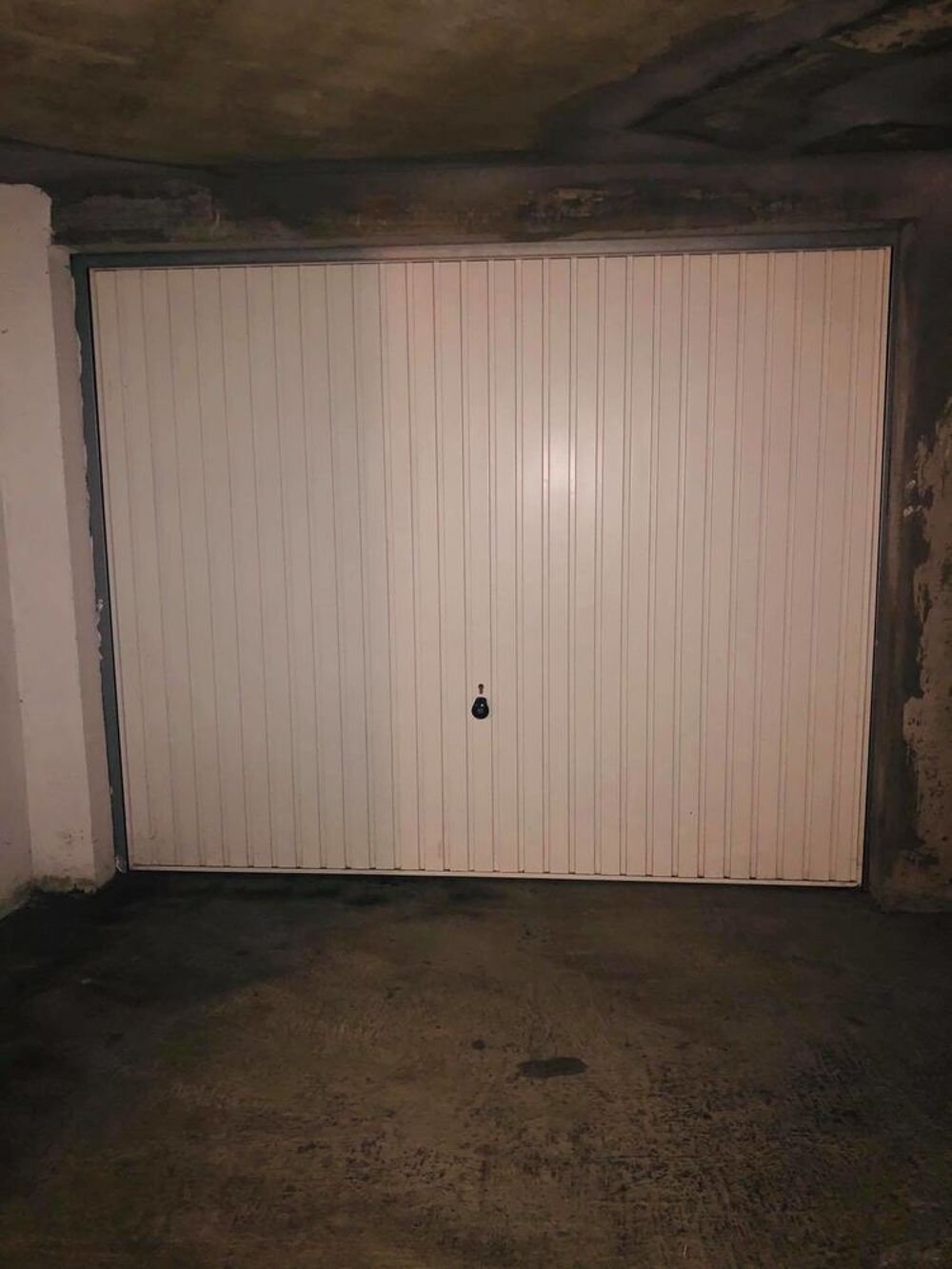 Vente Parking/Garage box de 15m² Calvi
