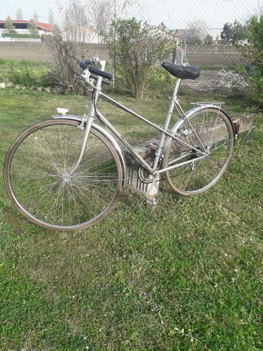 v&eacute;lo femme "mixte" tr&egrave;s bon &eacute;tat MERCIER Vélos