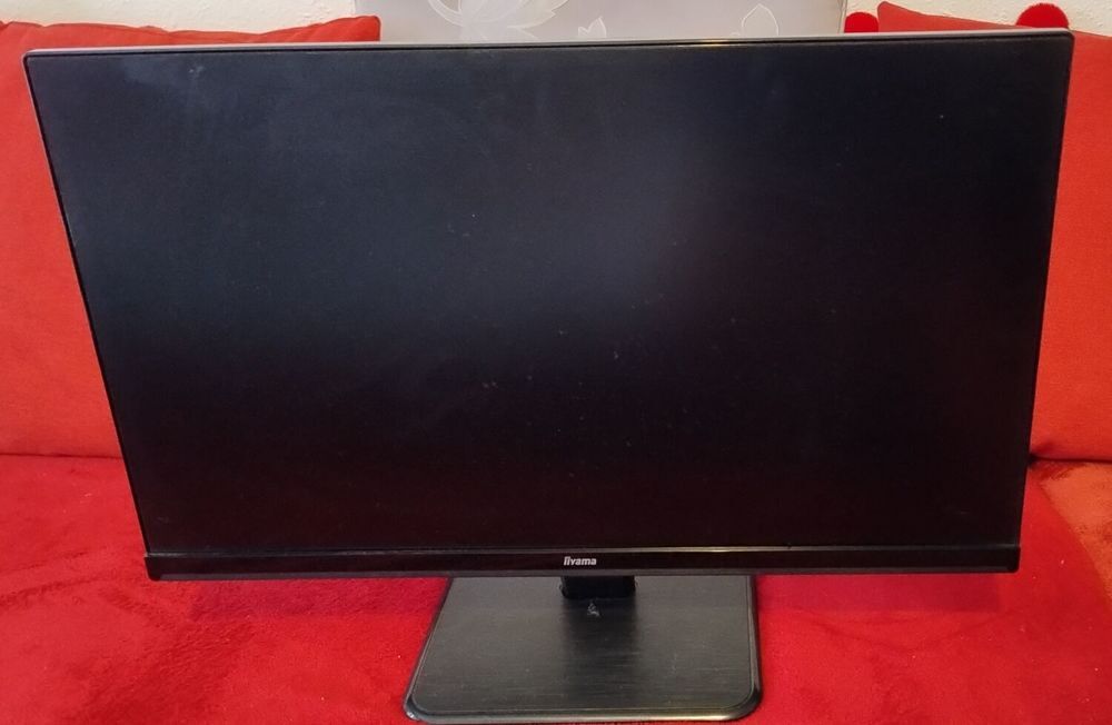 Ecran Liyama + clavier &amp; souris Matériel informatique