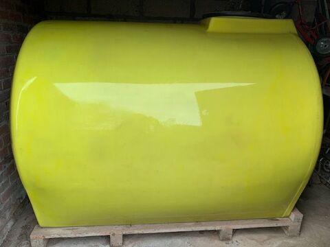 CUVE � FUEL PLASTIQUE 3000 l 200 Duclair (76)