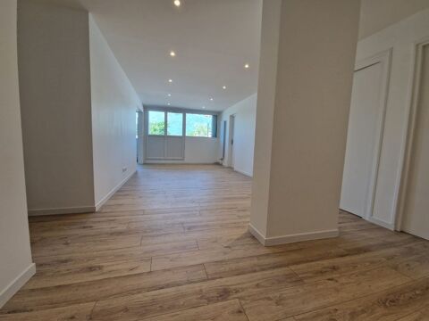   appartement r�nov� � neuf. 5 pi�ces, 93 m� Appartement - 5 pi�ce(s) - 93 m�