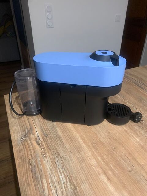 Cafetière Nespresso      Krups    30 Saleilles (66)