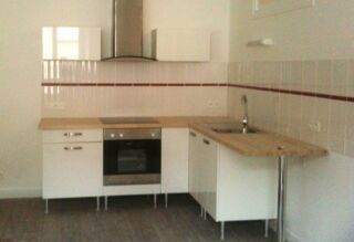  Appartement à louer 3 pièces 50 m²