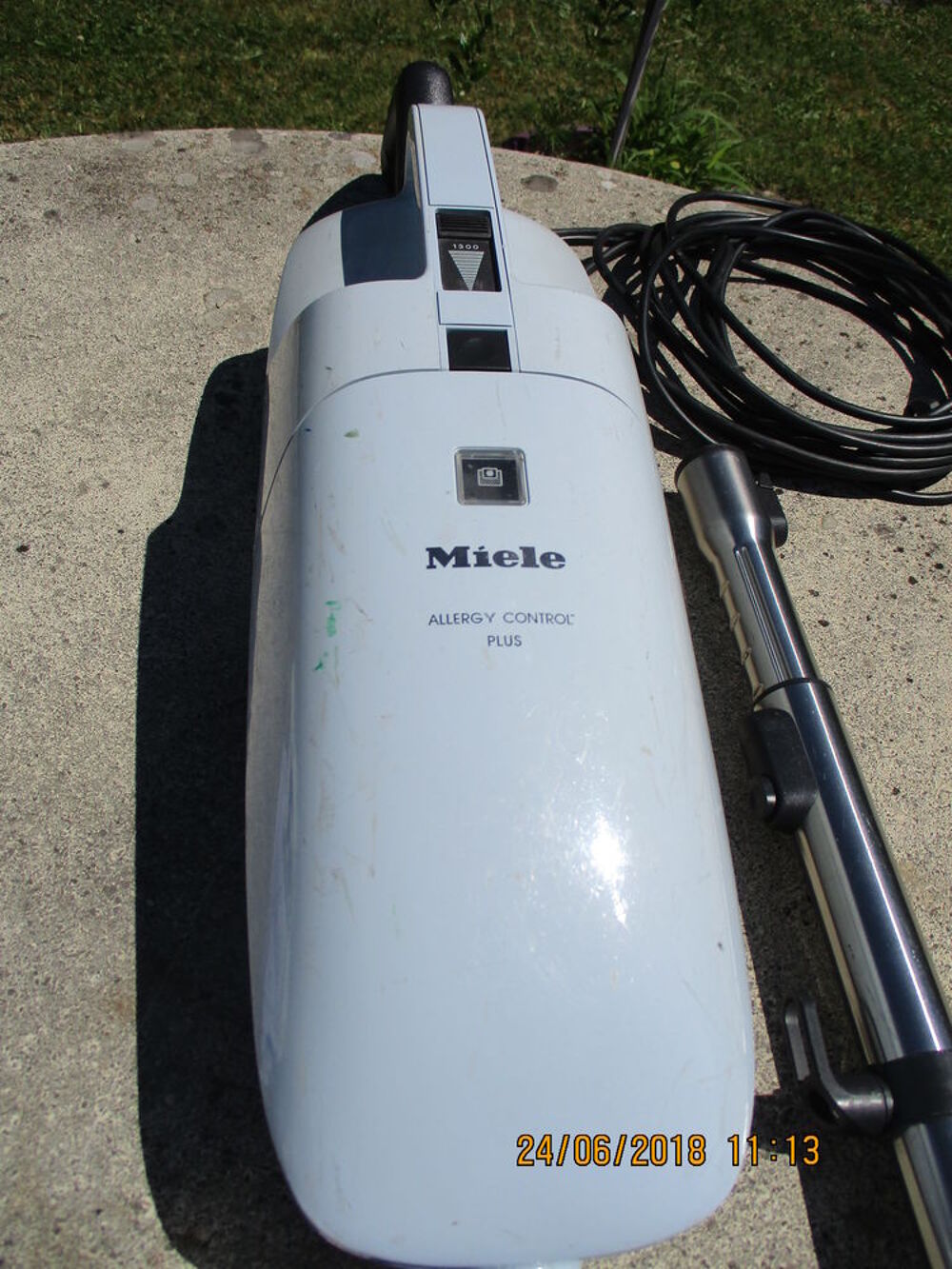 Aspirateur MIELE Allergy Control S 148 Bleu. Electroménager