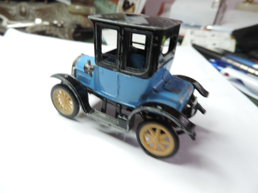 ziss - opel - 1908.
MADE IN GERMANY. Echelle : 1/43 &egrave;m 