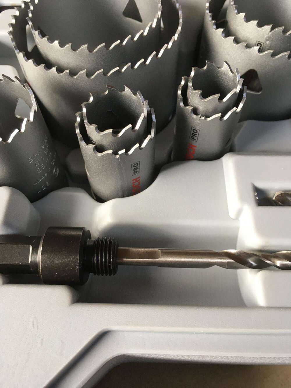 Scies cloches BOSCH NEUF Bricolage
