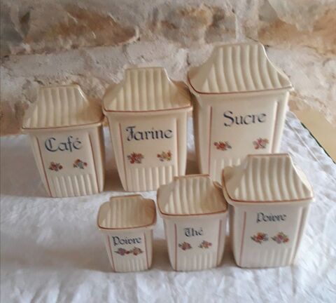 S�rie de 6 pots anciens. 50 Vierzon (18)