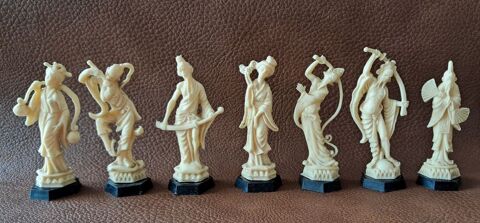 lot de 7 figurines en plastique vintage cafés Maurice 20 Carnon Plage (34)