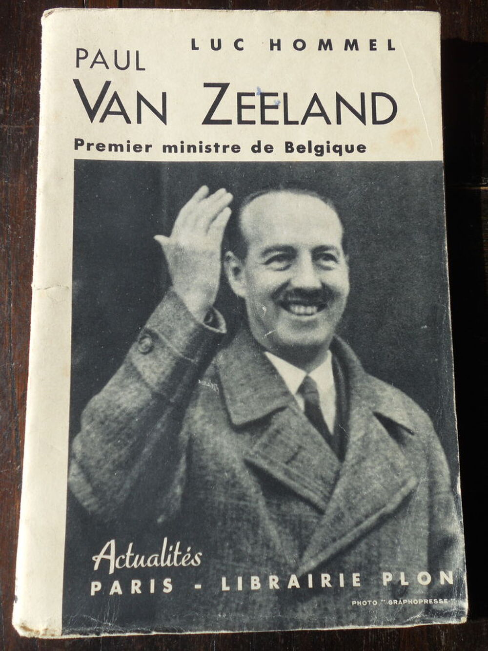 PAUL VAN ZEELAND par LUC HOMMEL Livres et BD