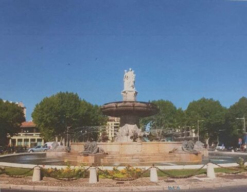 Aix place de la Rotonde 200 m2 professionnel 3800 13100 Aix-en-provence