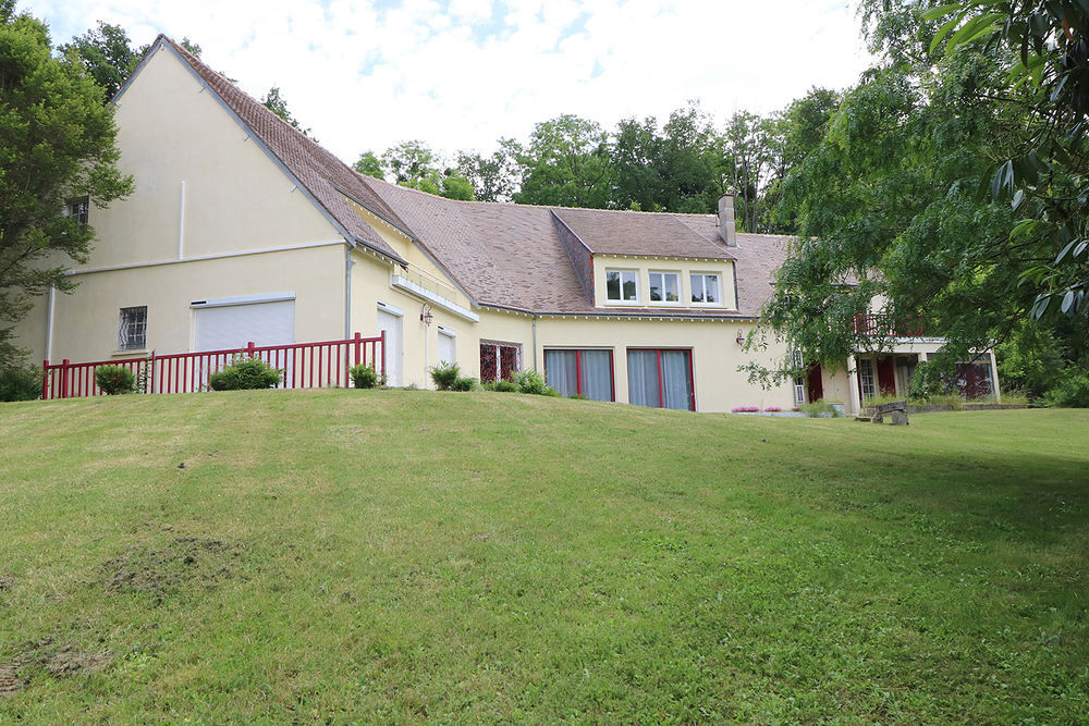 Location Villa Villa de prestige pour seniors - une adresse confidentielle Bourges
