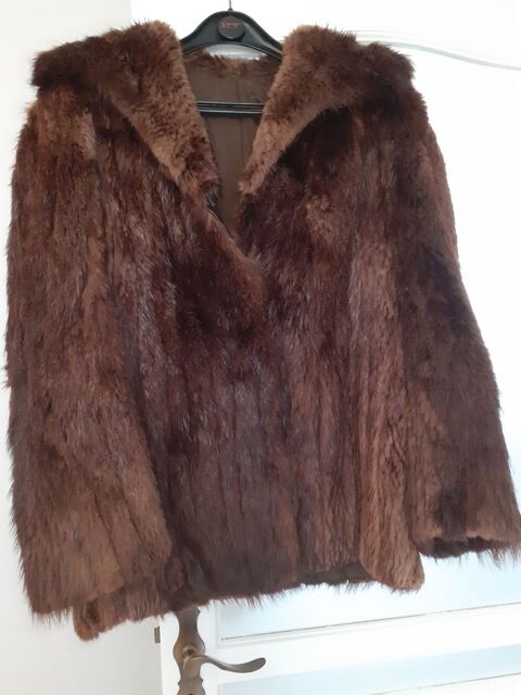 veste  fourrure 120 Faulquemont (57)