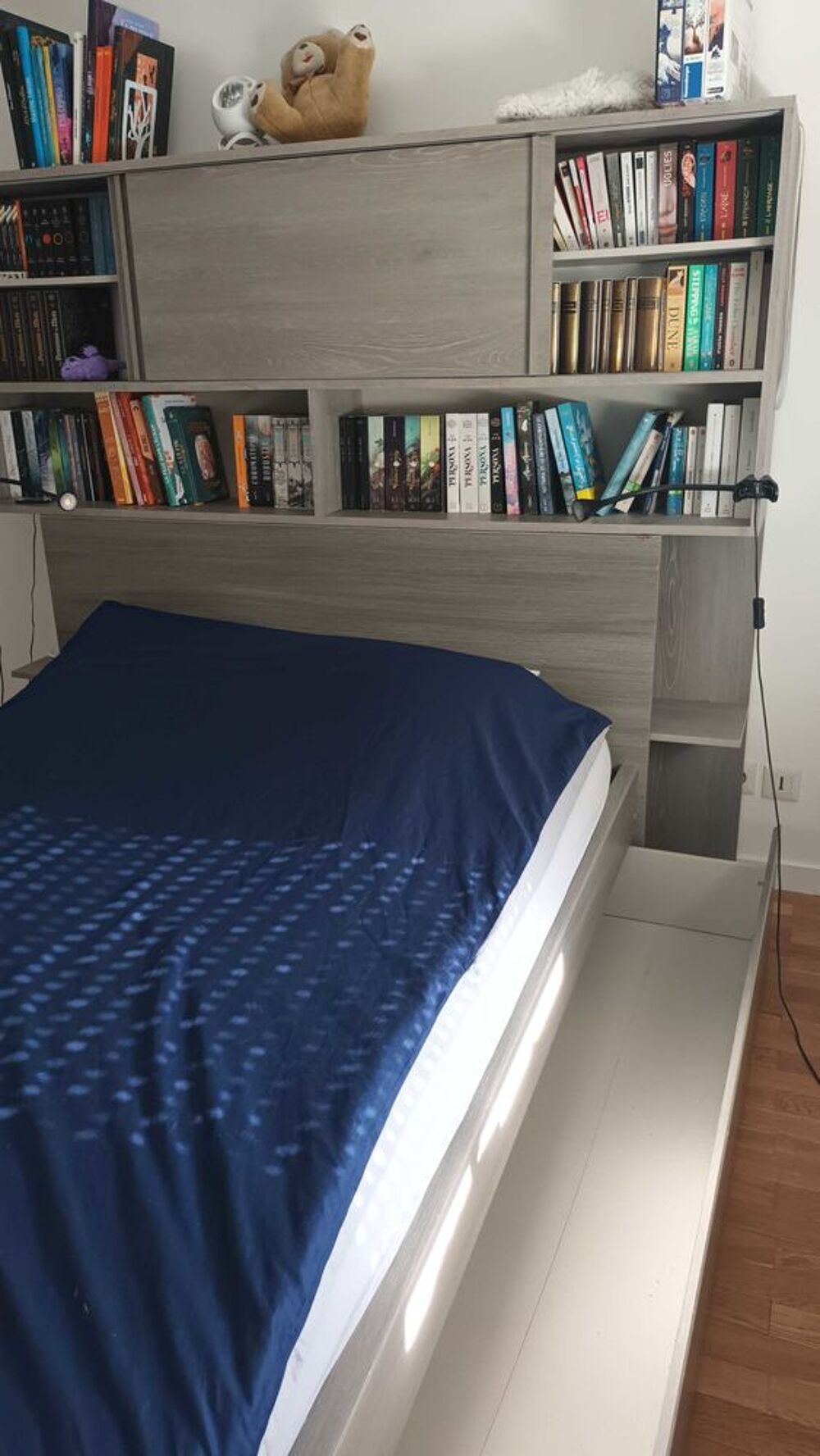 Lit double 140 + matelas + rangements Meubles